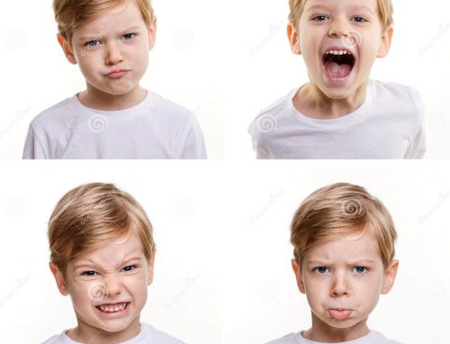Overhaast conclusies trekken en het herkennen van emoties in gezichtsuitdrukkingen door de tijd heen na een eerste psychose